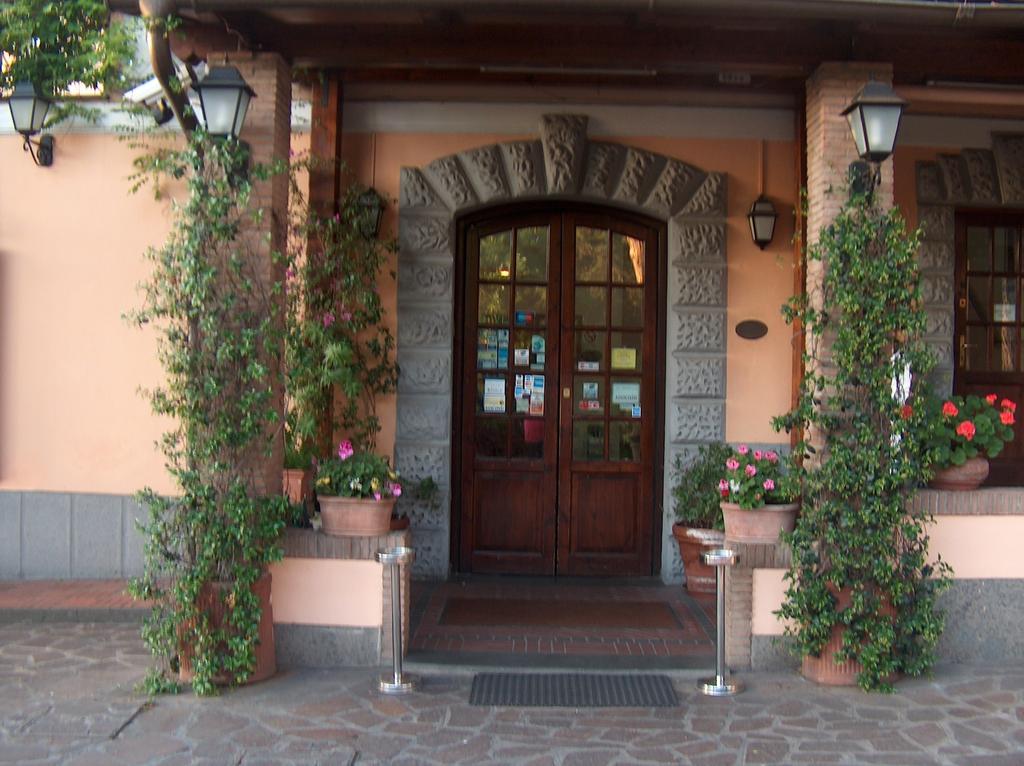 Villa Icidia Frascati Buitenkant foto